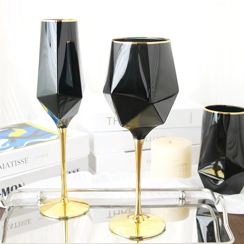 Pure Black Crystal Golden Edge - Wine Beer The Whiskey บทวิจารณ์และราคา