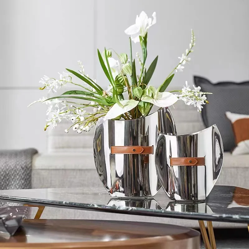 Curved Stainless Steel Vase, H - Ice Bucket Silver บทวิจารณ์และราคา